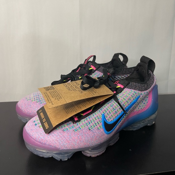 NWT Nike Women's VaporMax 2021 Flyknit Sizes 5.5 and 12 Pink Blast/Photo Blue💙 - Picture 2 of 4